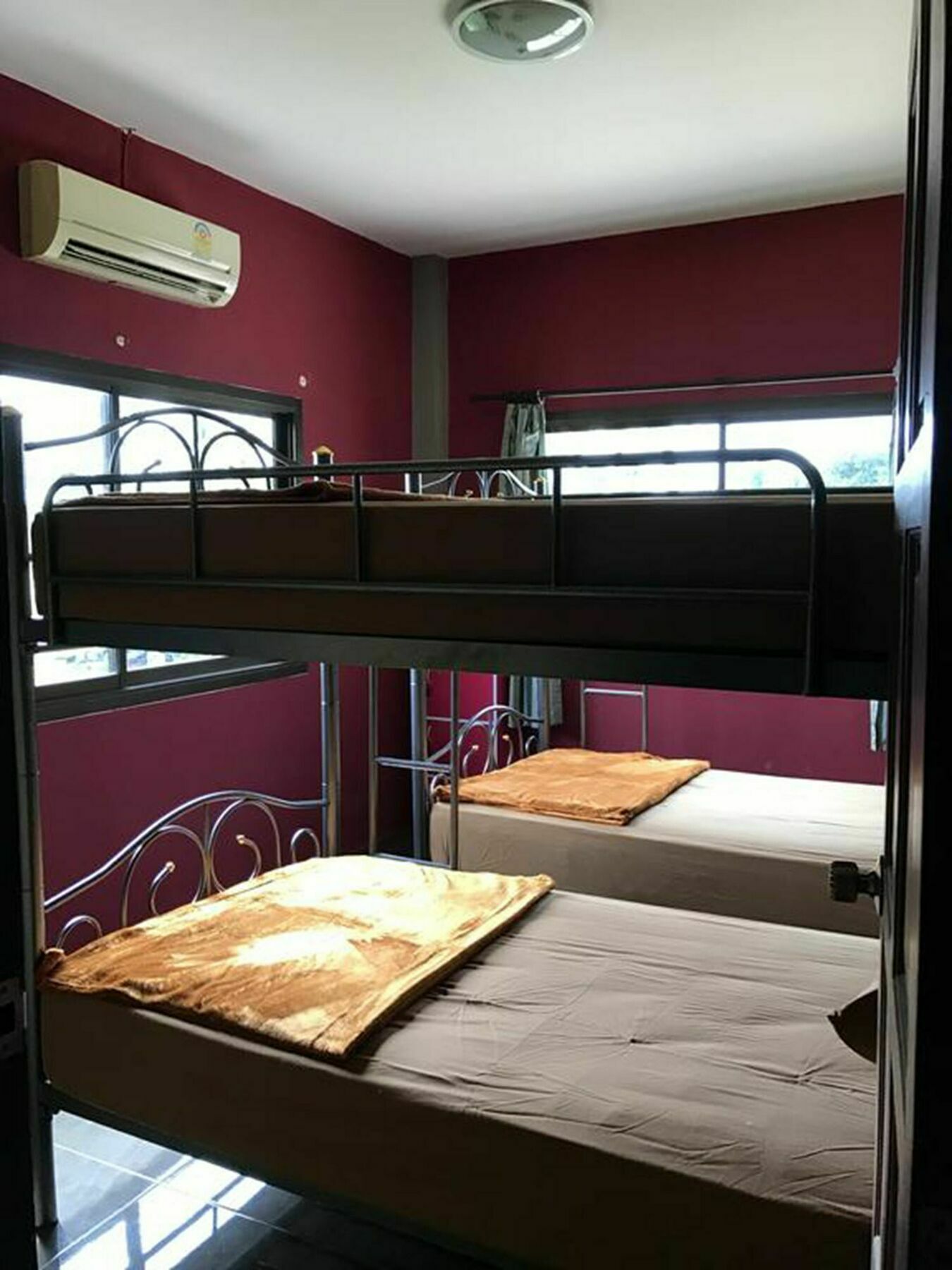 Sea Hug Hostel เกาะพะงัน ภายนอก รูปภาพ